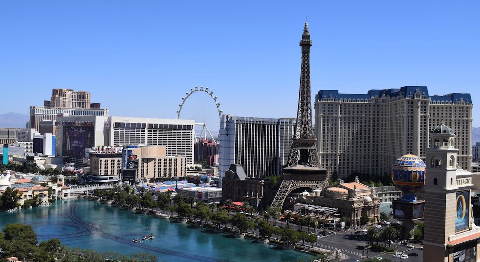 Blick auf den Las Vegas Strip mit Bellagio und weiteren Casinos